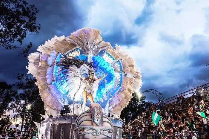 Fechas de desfiles en la  �SCuna del Carnaval Argentino⬝