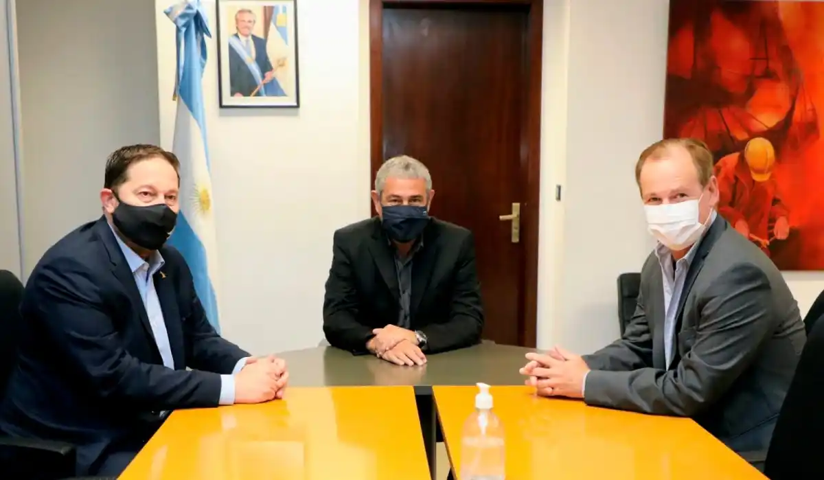 Bordet anunció que comenzará un nuevo plan de viviendas para Gualeguaychú