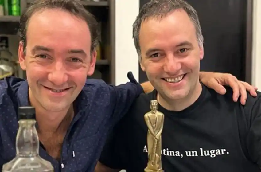 Ascendieron al hermano del vocero presidencial Adorni y afirman que ganará 4 millones de pesos