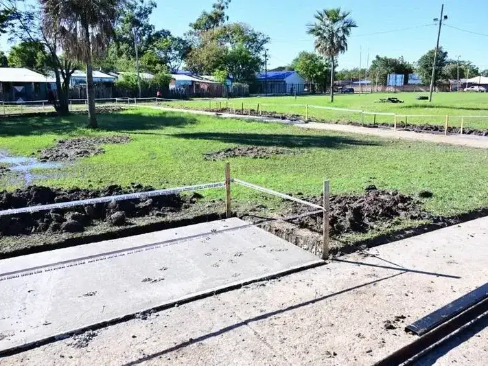 Jofré supervisó la repavimentación de la
avenida Los Constituyentes en la zona Norte