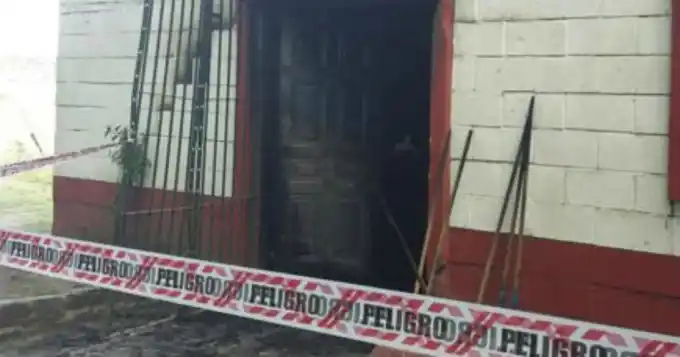 Lanús: Se incendió una casa y murieron 3 hermanitos