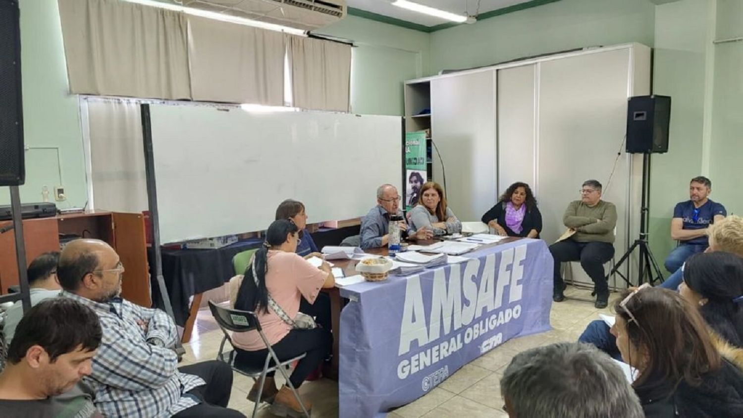 Contundente rechazo de los maestros de General Obligado a la propuesta provincial