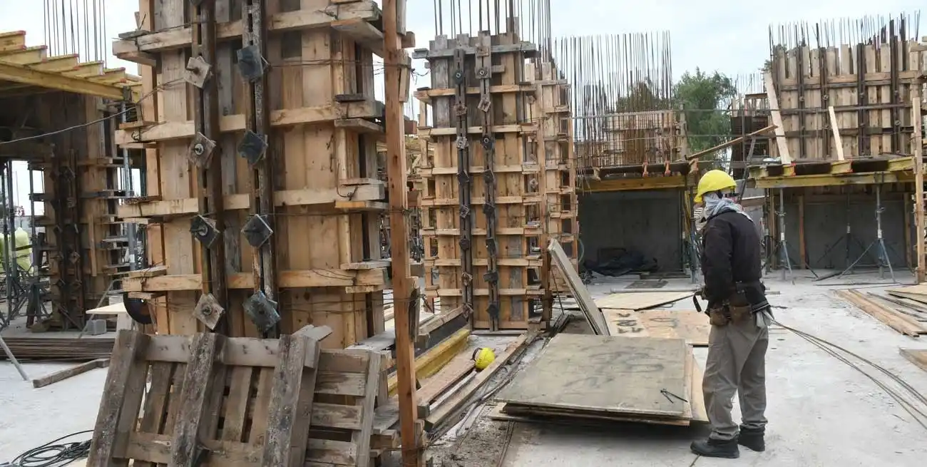 El consumo de cemento remontó 2,7% interanual. Foto: Archivo El Litoral / Mauricio Garín