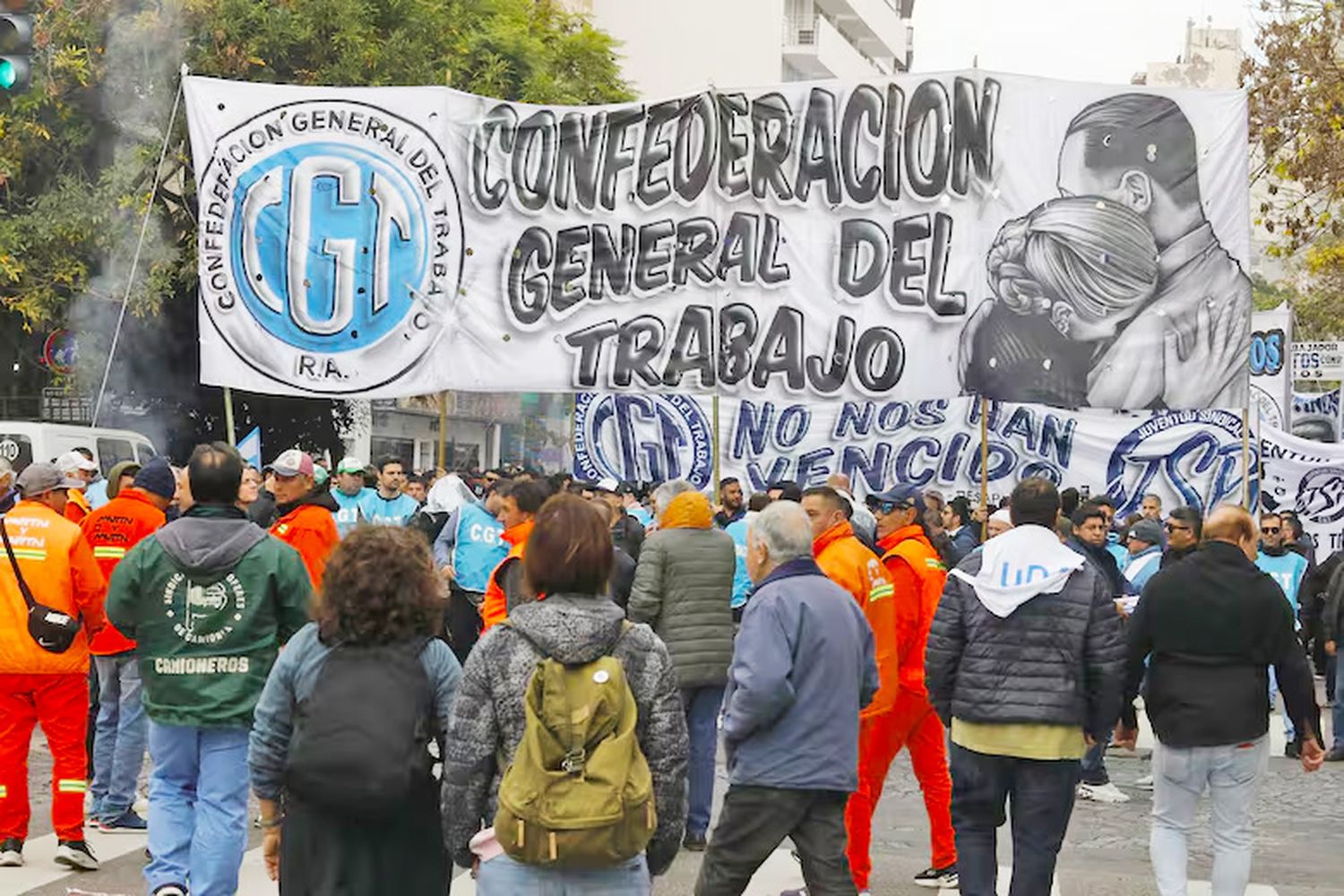 Moyano insta al rechazo de la Ley Bases y desafió al Gobierno desde la marcha de la CGT