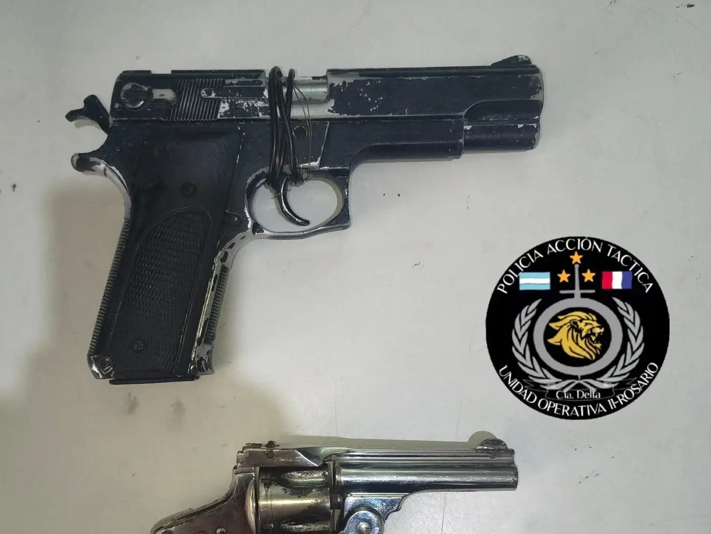 Un adolescente de 16 fue detenido por tratar de robar un auto junto a más delincuentes en Villa Gobernador Gálvez