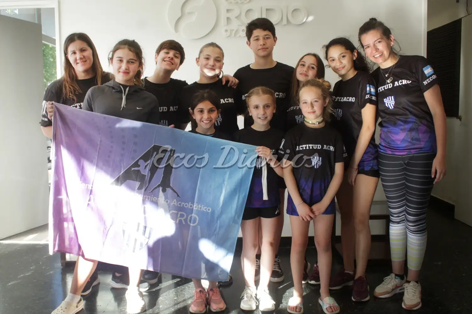Actitud ACRO y su equipo previo al viaje al nacional.