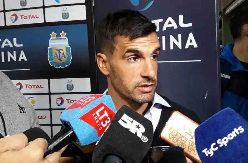 Ferrari: «La realidad marca que en la Superliga tenemos que sumar puntos»