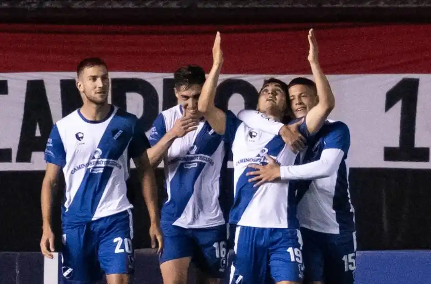 Con una ráfaga sobre el final, Alvarado sepultó al "Funebrero" y sueña con la Copa Argentina