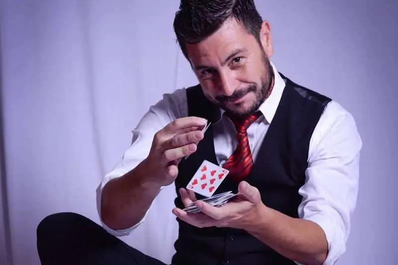Obtené un 30% de descuento en el show del Mago Ariel.