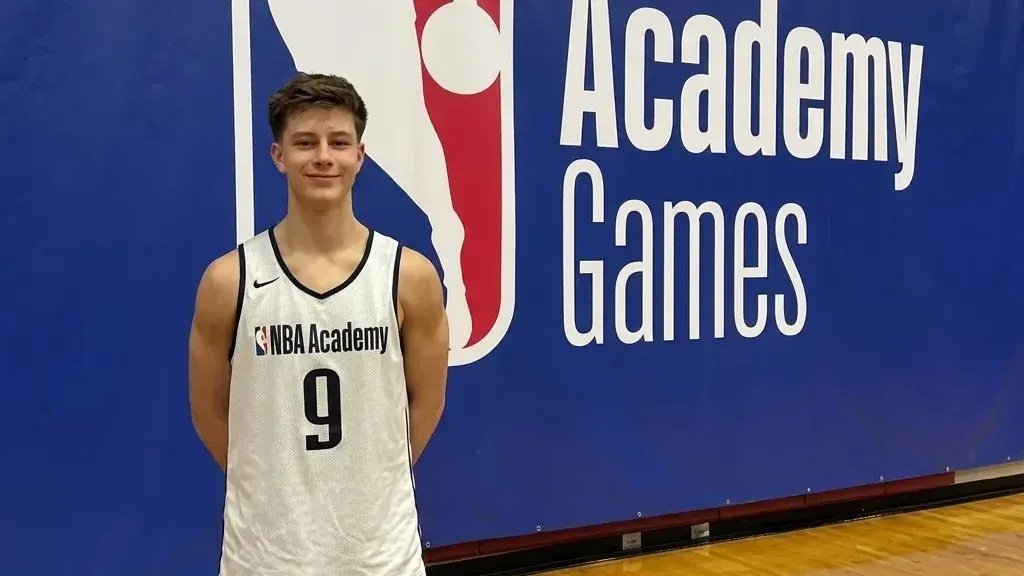Un joven basquetbolista marplatense viajó a Georgia para los NBA Academy Games