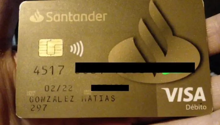 Tarjeta encontrada a nombre de Matías Gonzales