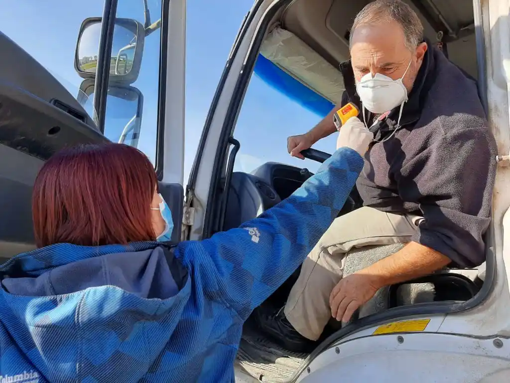 Rutas cargadas y mayores controles en los accesos a la ciudad 