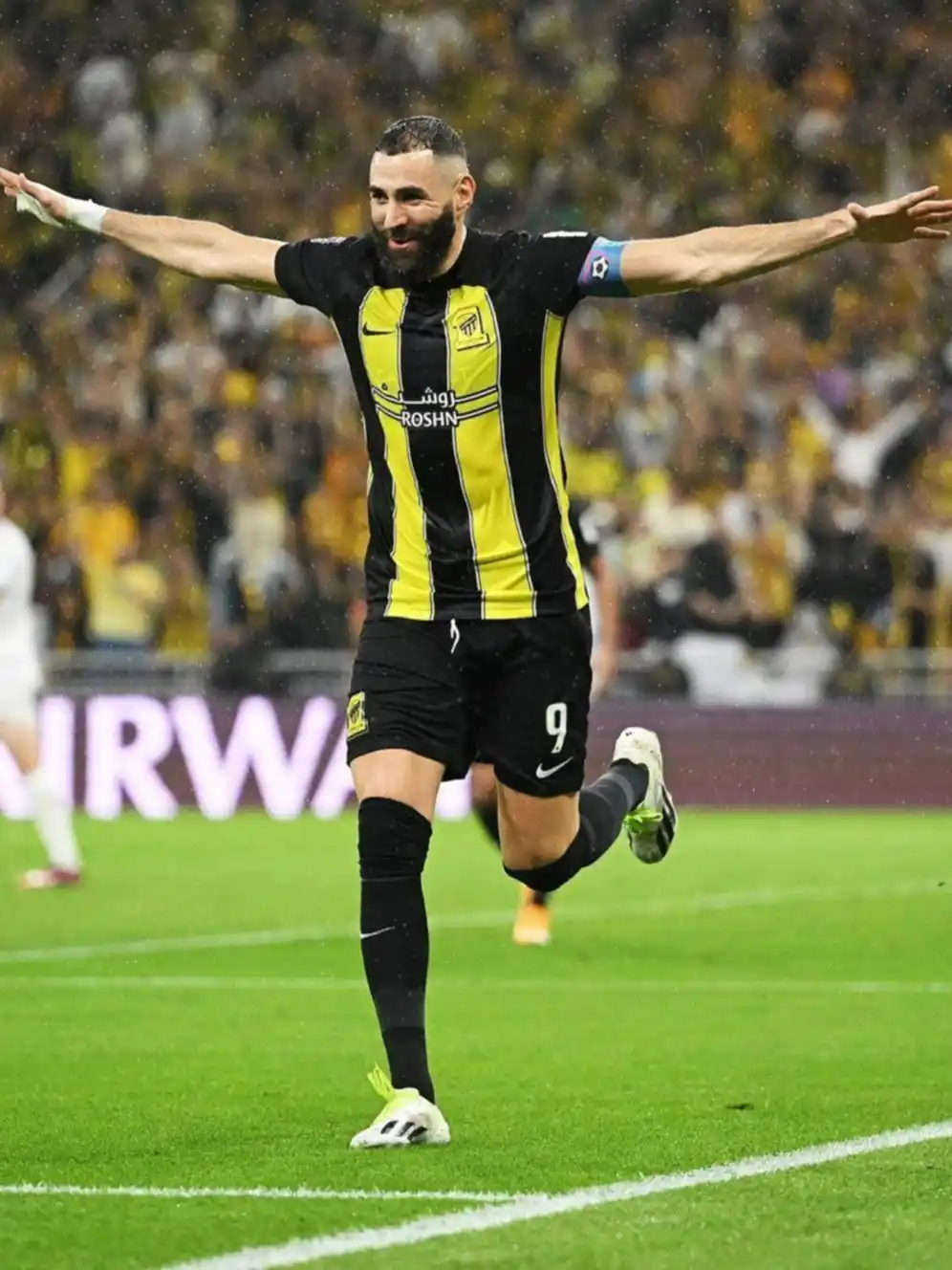 ¡En el ojo de la tormenta! Karim Benzema es el principal apuntado por los aficionados