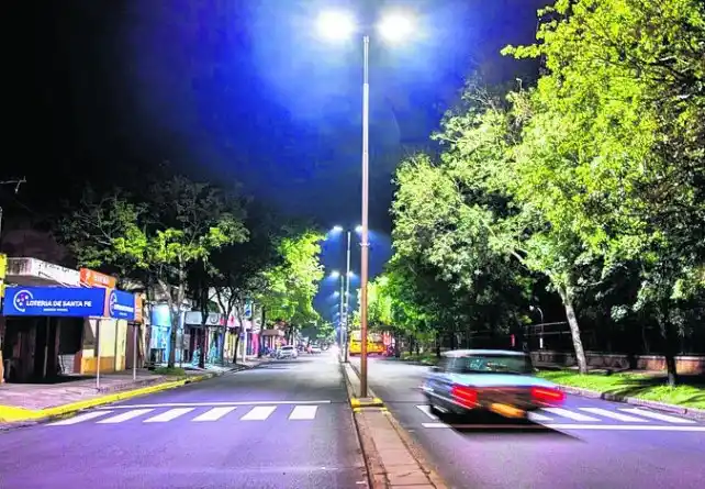 San Lorenzo comenzó el plan de renovación de luces LED