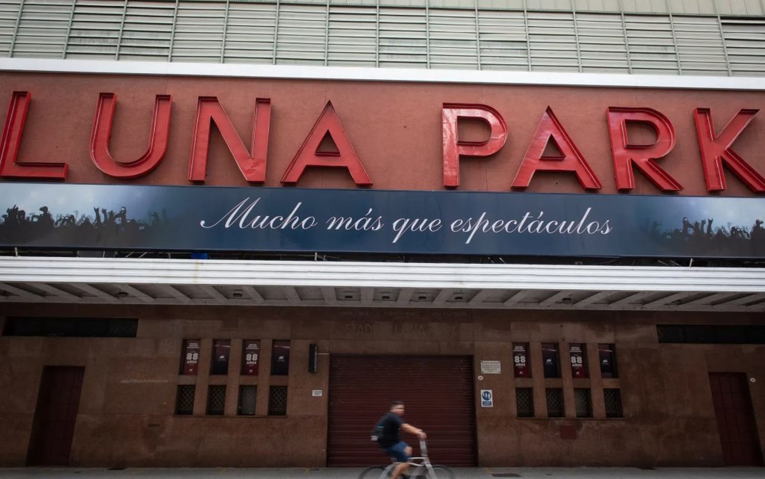 Demolición del Luna Park: tras la muerte del Papa, el Arzobispado confirmó que “está todo parado”
