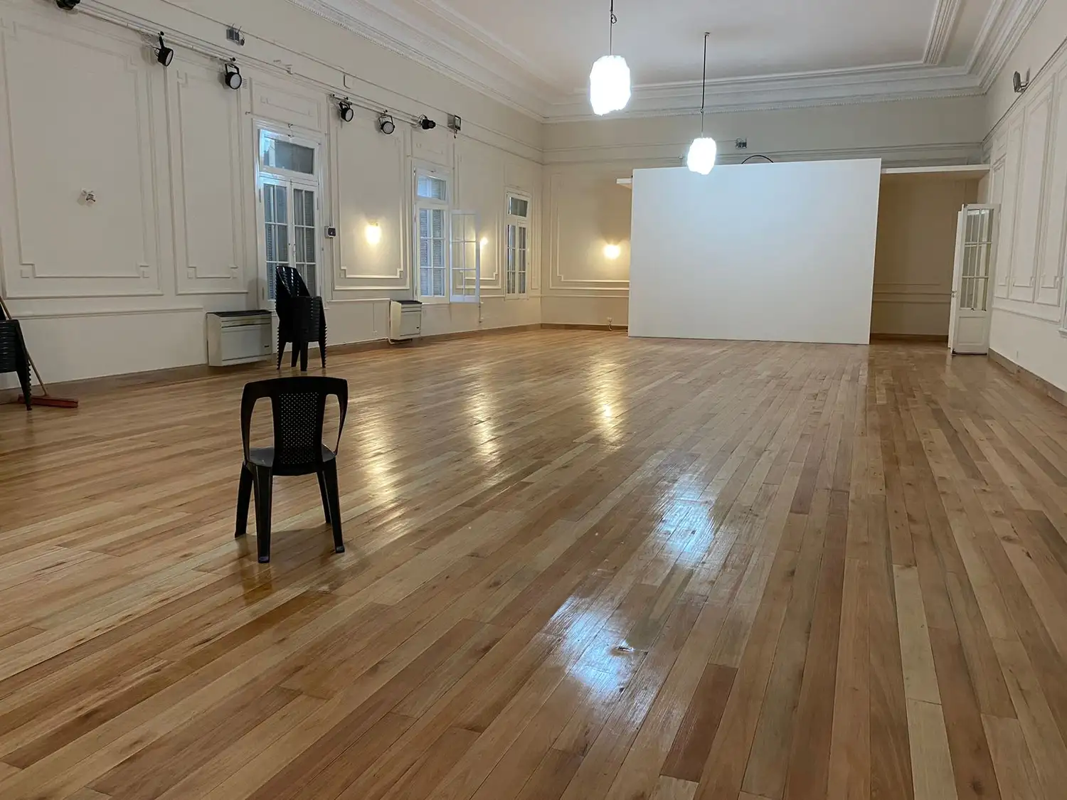 La obra fue celebrada por integrantes de la Escuela Secundaria Especializada en Arte 1 y el Instituto de Profesorado de Arte “Adolfo Ábalos”.