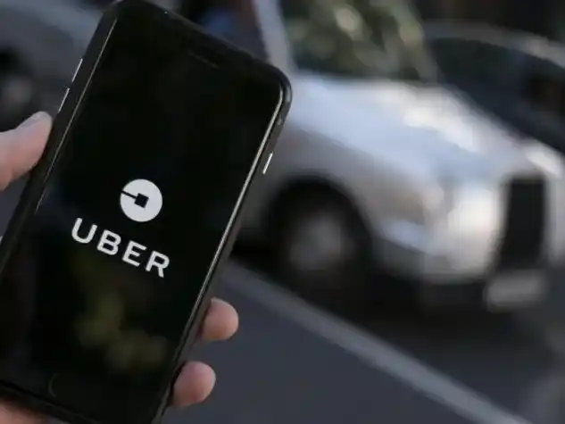 Entre los ejes centrales del proyecto, el titular de Conductores Unidos destacó la búsqueda de un seguro específico para choferes de aplicaciones, que permita trabajar con respaldo y dentro de un marco legal.