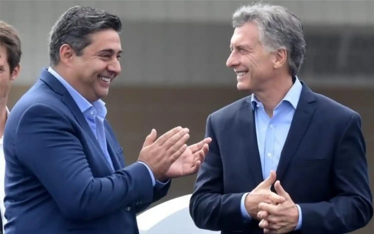 Según un contrato de Boca, Daniel Angelici prevé un dólar a 70 pesos para junio de 2020