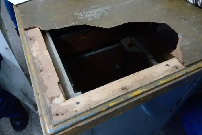 Corrientes: le secuestraron la moto y destrozó una oficina de la municipalidad