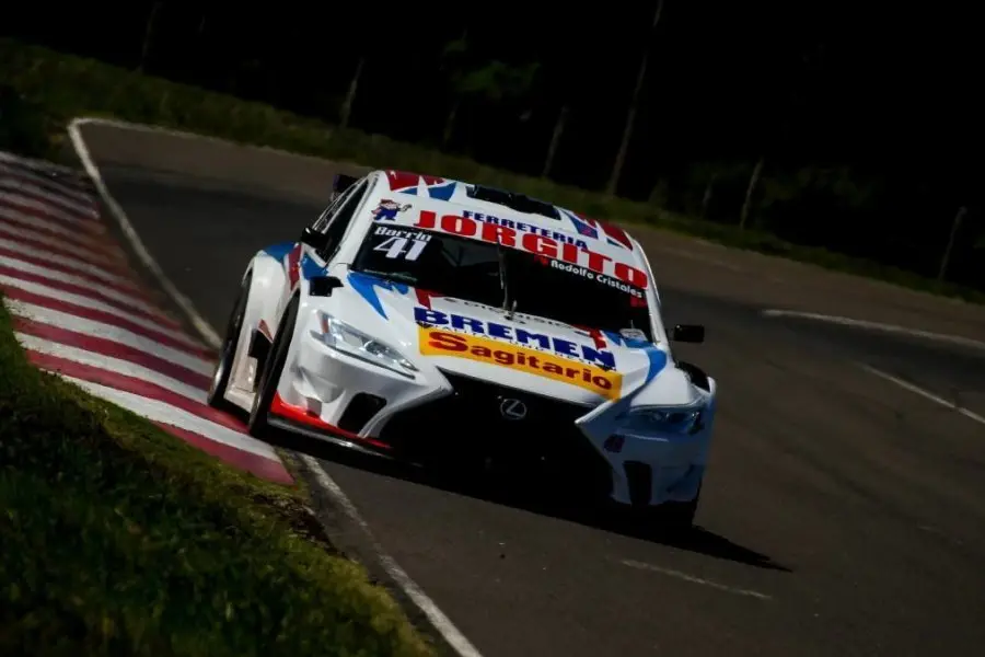 Top Race V6: Barrio ganó en Concepción del Uruguay