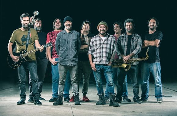 La "Gira Discopático" de La Vela Puerca llega a Mar del Plata