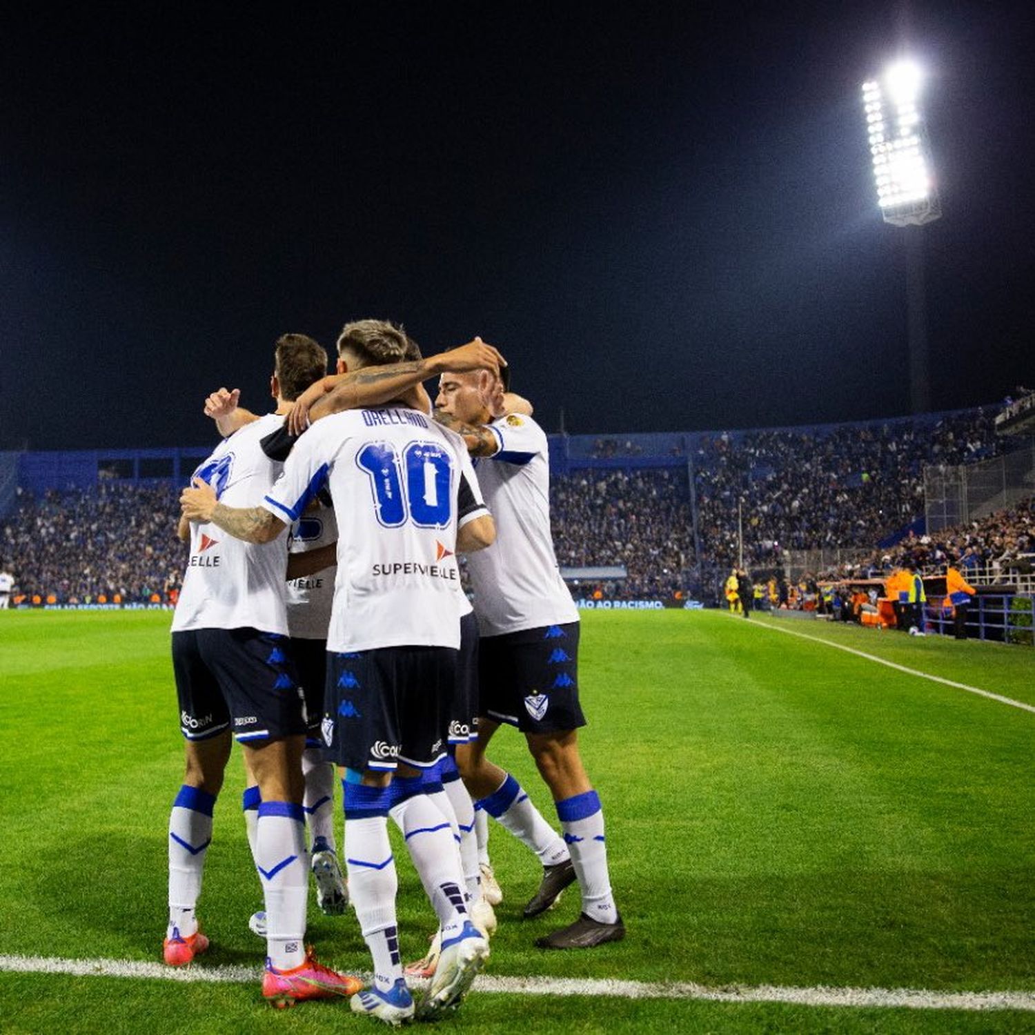 Vélez y un triunfazo ante River, por la Copa de la Liga Profesional