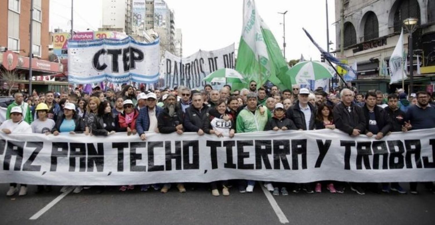 Movimientos sociales presentan proyecto de ley "Tierra, techo y Trabajo": Expropiación de tierras, viviendas y un fondo millonario