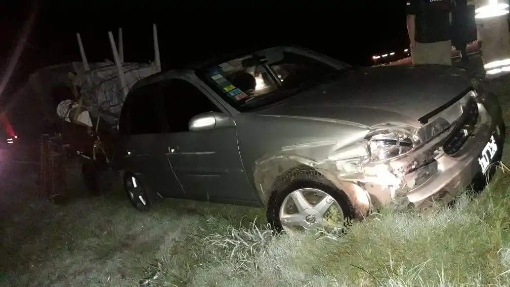 Un camión chocó desde atrás a un auto en Ruta 12: una mujer y sus dos hijas fueron hospitalizadas