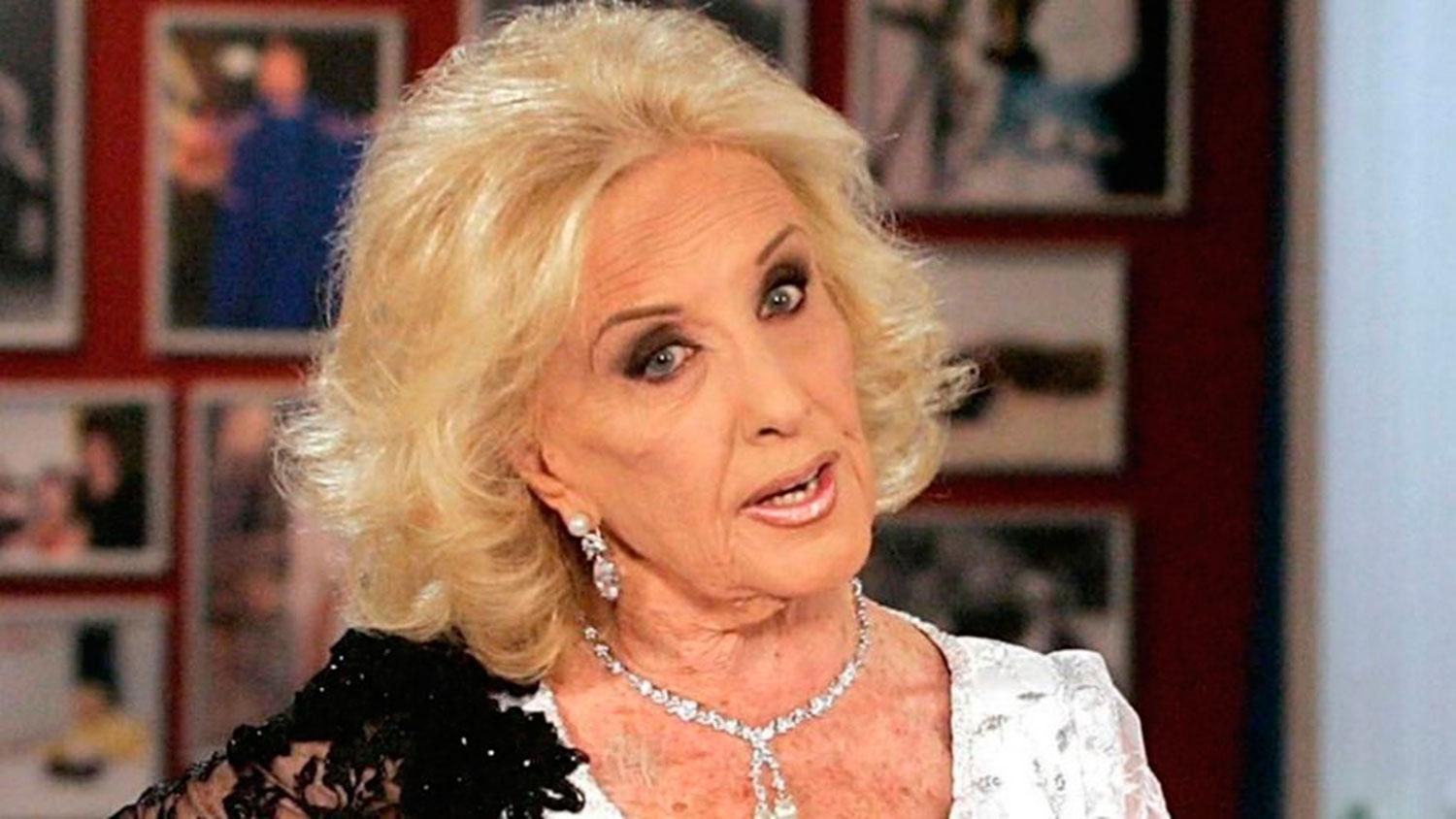 Mirá quien hizo un mea culpa por defender a Juan Darthés en la mesa de Mirtha: "Me da mucho desprecio"