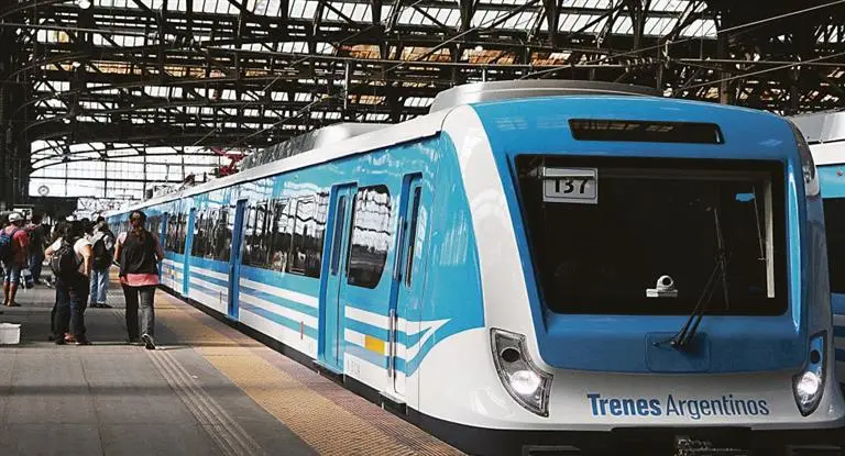 Transporte informó la compra de 200 coches eléctricos para el Ferrocarril Roca