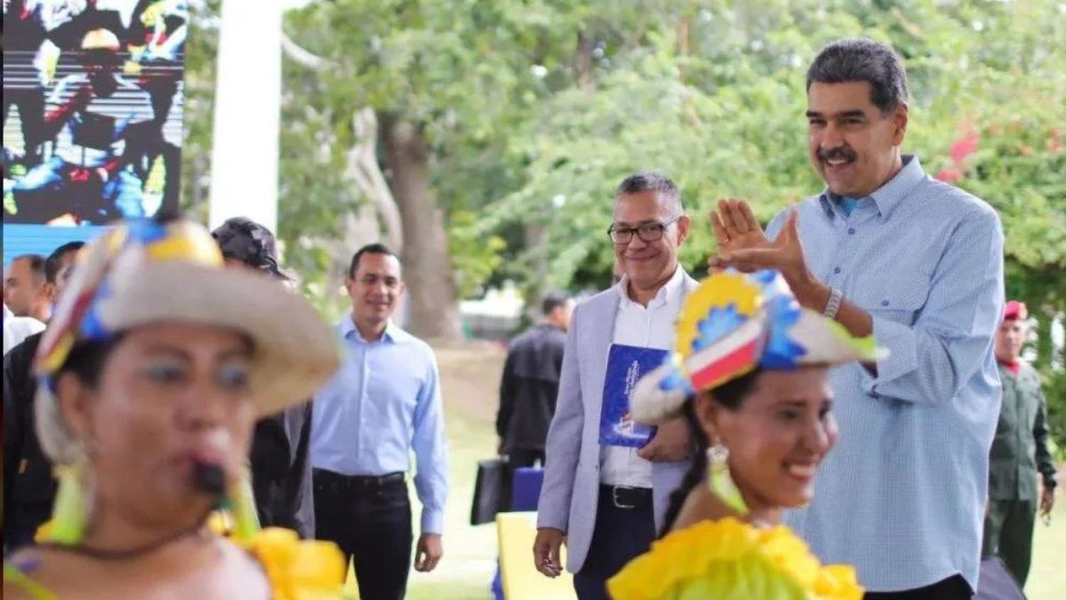 Ante las «cuentas regresivas» de la derecha, Maduro llama a PULIR LOS FUSILES