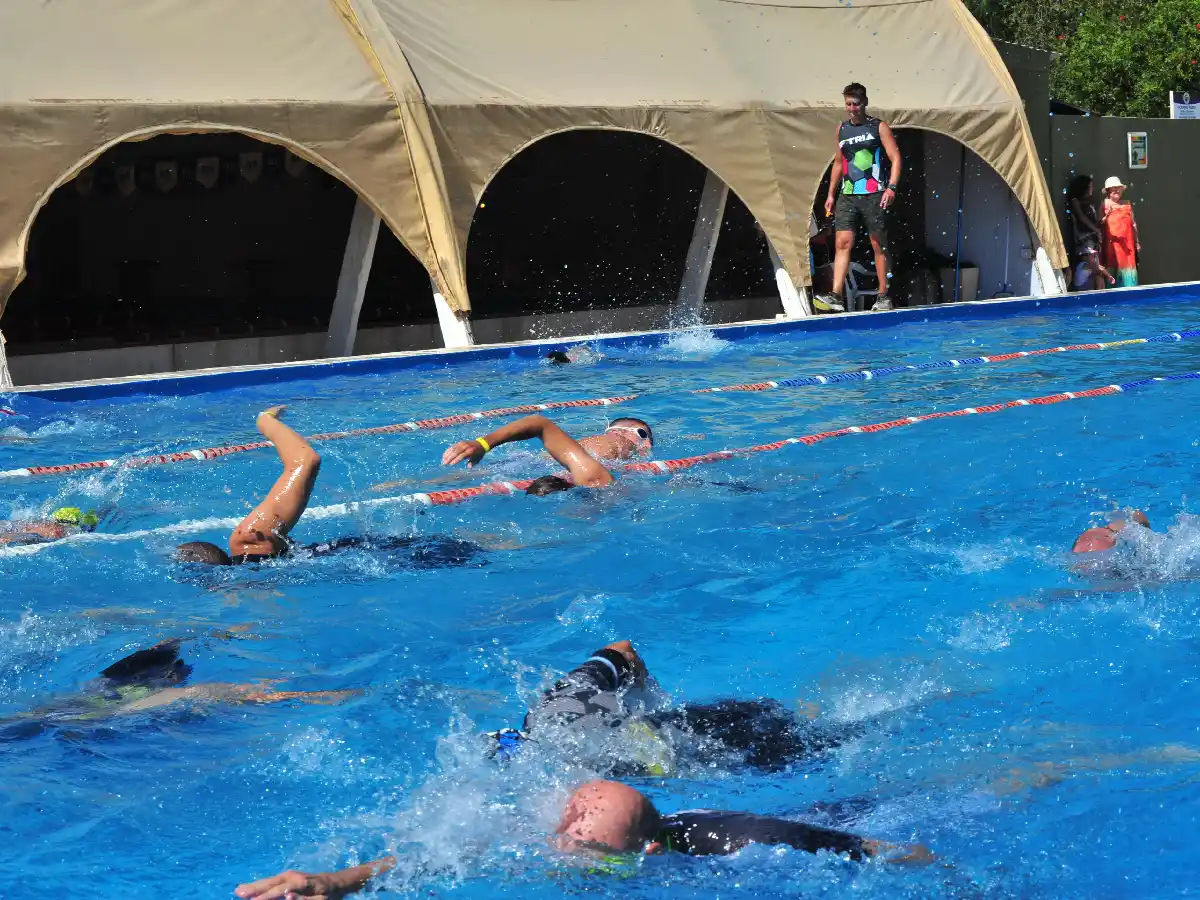 Se disputa otra edición del Triatlón de La Paz