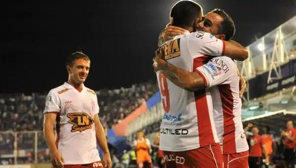 Huracán le puso el pecho y le ganó a Tigre