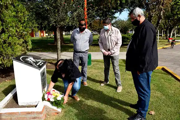 Homenajearon en San Cayetano a quienes combatieron en Malvinas