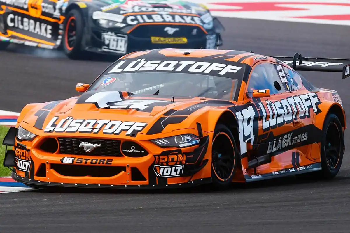 Lambiris se quedó con la final y le dio la segunda victoria en el torneo al Maquin Parts venadense.