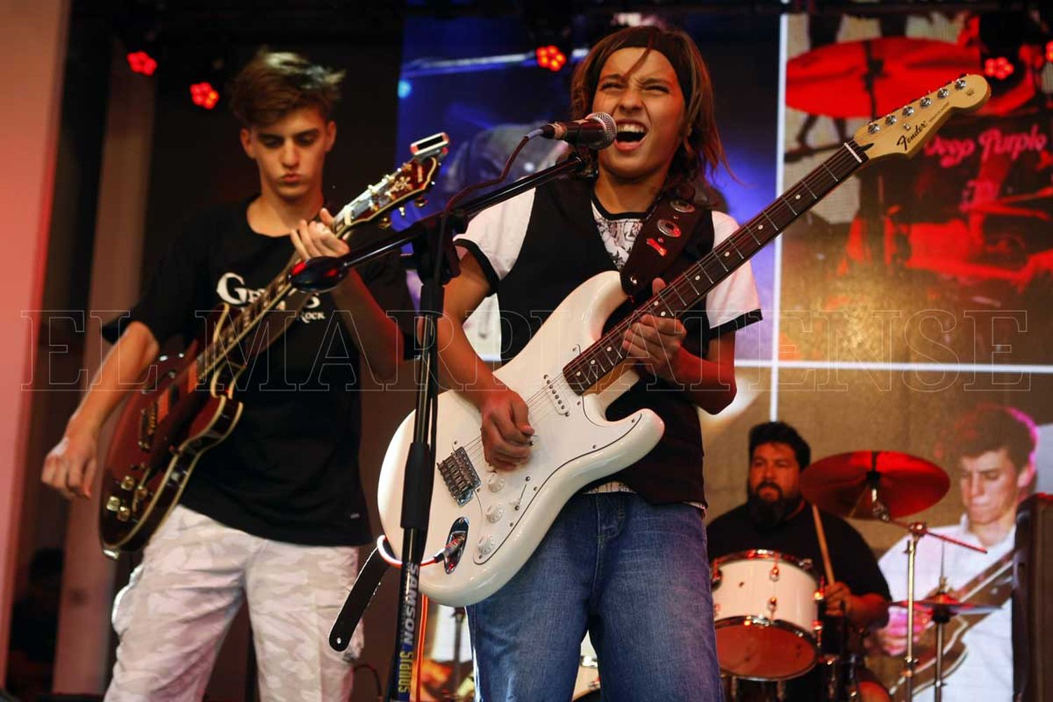 Noche de rock en Espacio Clarín