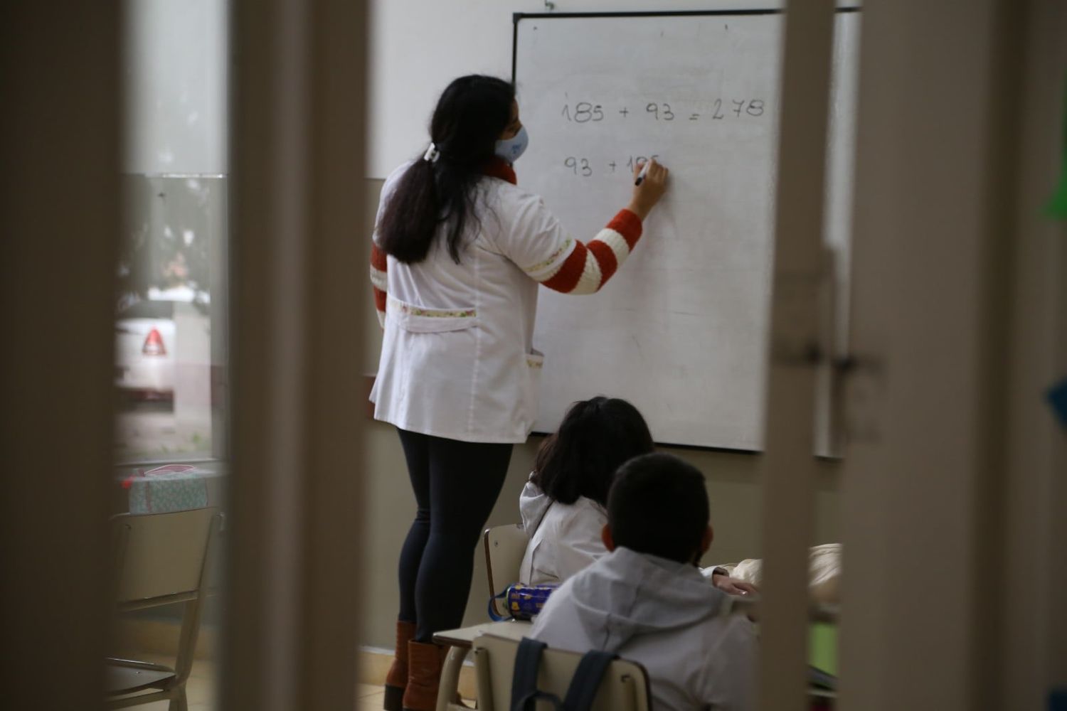 Los alumnos deberán aprobar el 70 por ciento de los contenidos para pasar de año