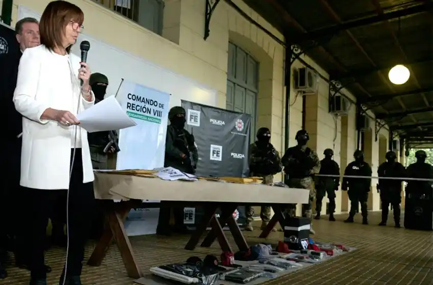 Bullrich sostuvo que la lucha por la inseguridad no le pertenece a los partidos politicos