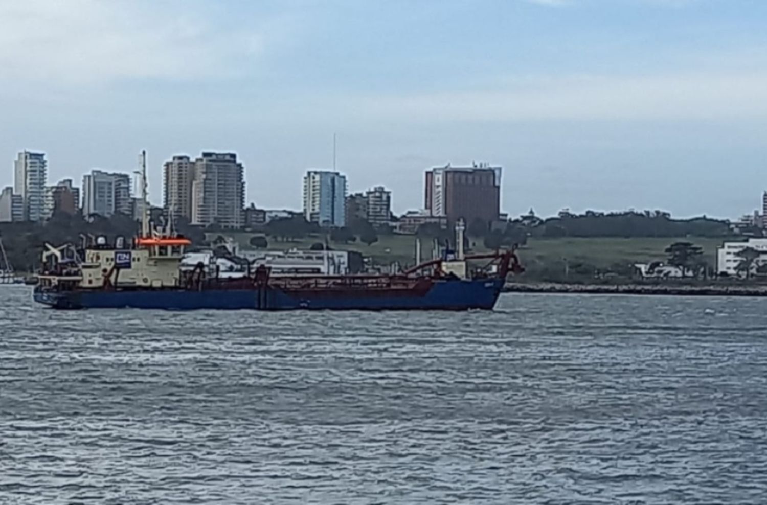 Comenzó la obra de dragado en el puerto de Mar del Plata