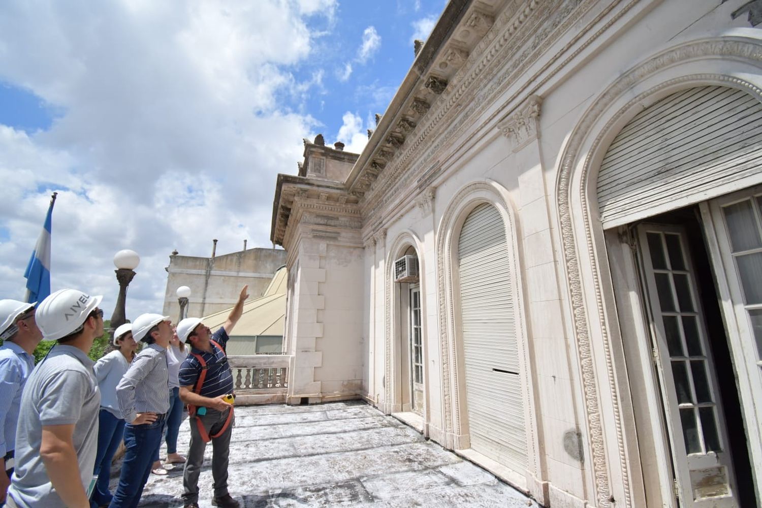 Palacio Tampieri: continúa la restauración del emblemático edificio