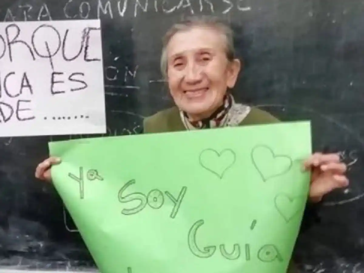 A los 75 años logró recibirse de Guía de Turismo