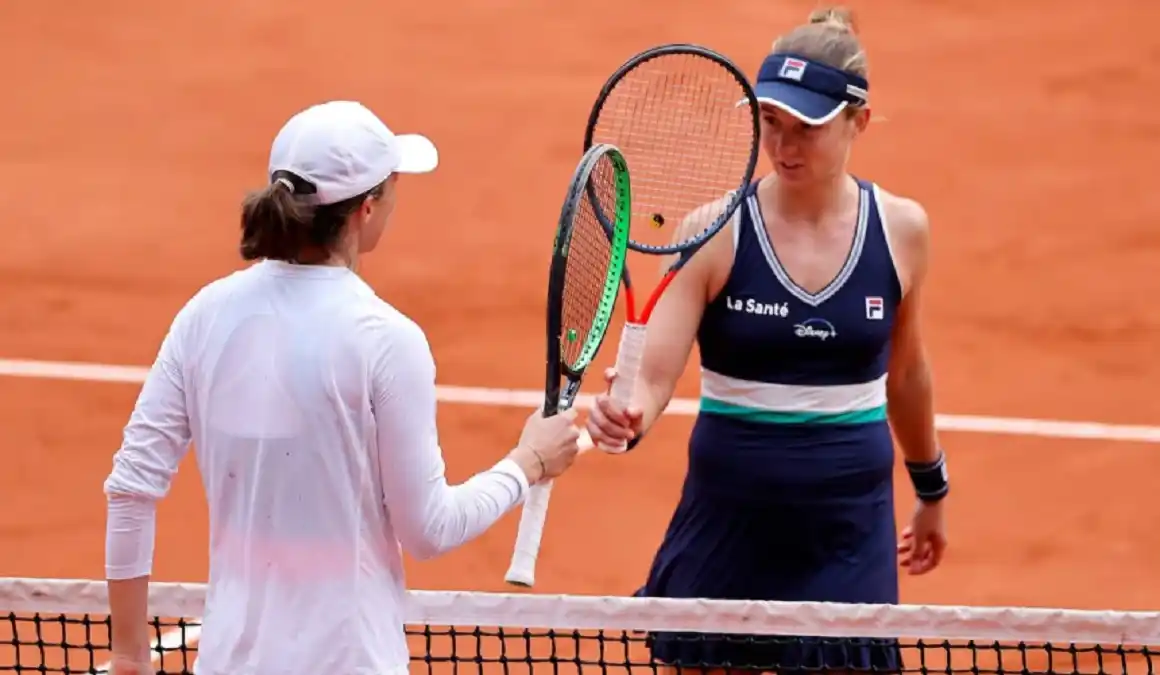 Podoroska perdió en semis ante la polaca Swiatek y cerró un torneo inolvidable