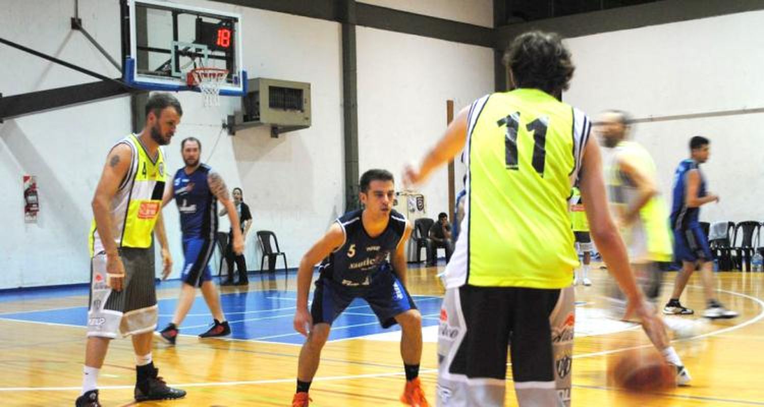 Náutico le ganó a Atlético y se prende en la pelea por clasificar