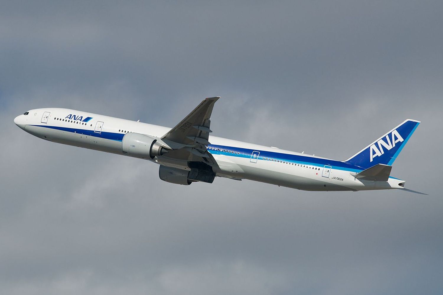 All Nippon Airways retira su flota de Boeing 777 y suspende rutas