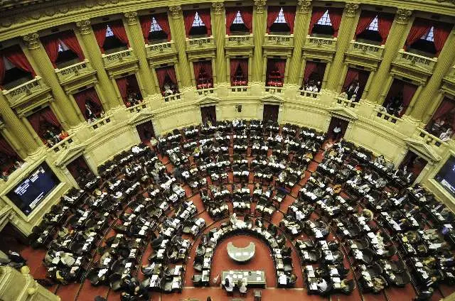 Senado aprobó la elección de miembros del Parlasur junto a las presidenciales