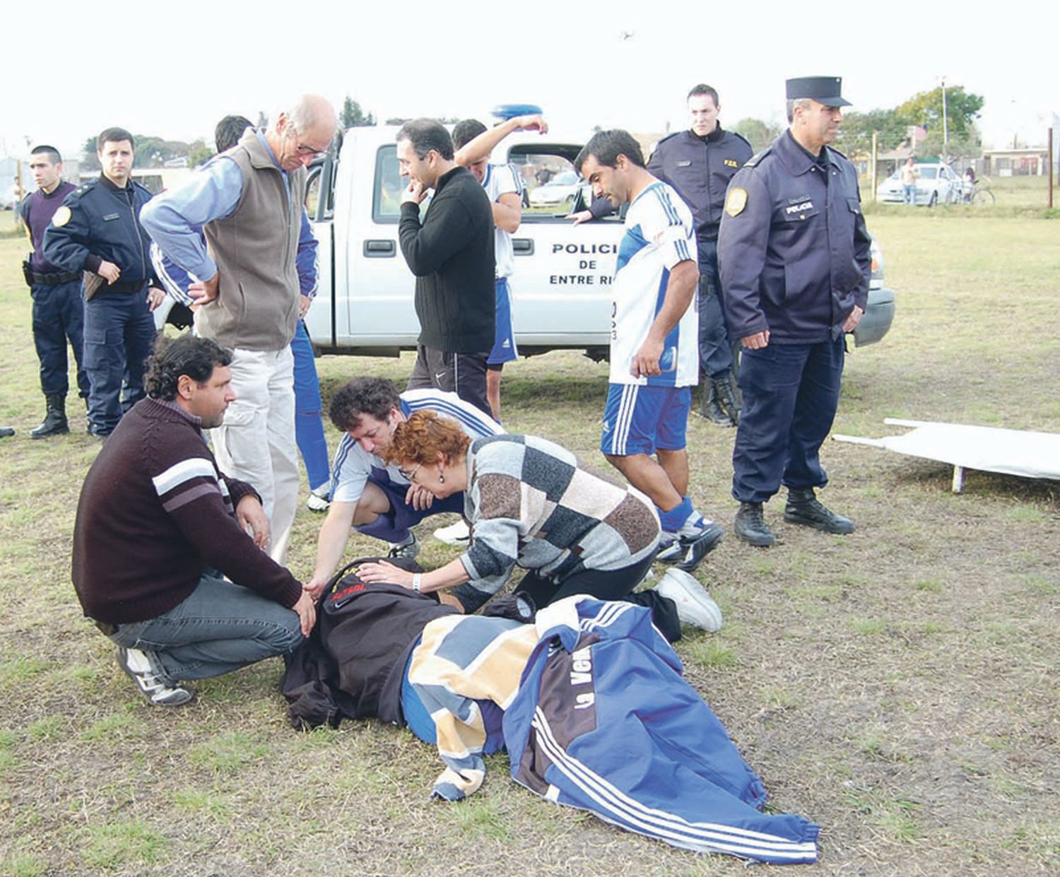 Piccini sufrió fractura de tibia y peroné y se suspendió el partido