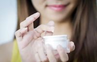¿Es el ácido hialurónico tan eficaz como afirman las marcas de cosméticos?