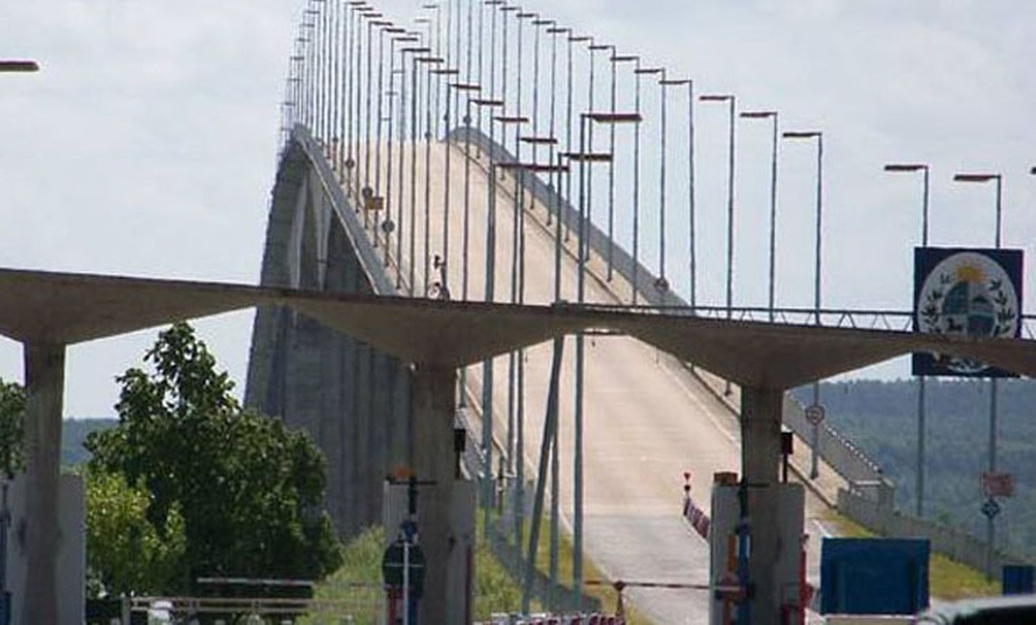 Hallaron el cuerpo de la mujer uruguaya que se tiró al río desde el puente internacional