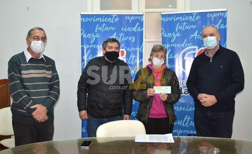 Villa Cañás: El Municipio entregó a la Escuela Técnica el dinero de las entradas del balneario