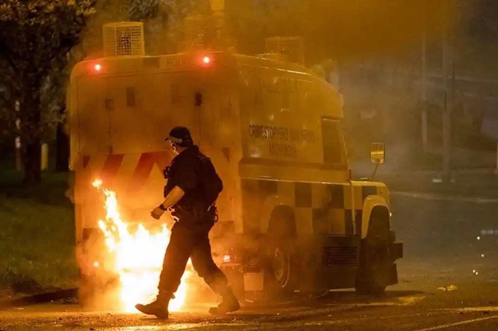 Irlanda del Norte: la violencia estalló nuevamente a pesar de los llamados a la calma